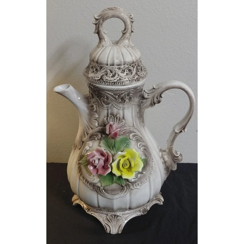 Capodimonte massive vintage